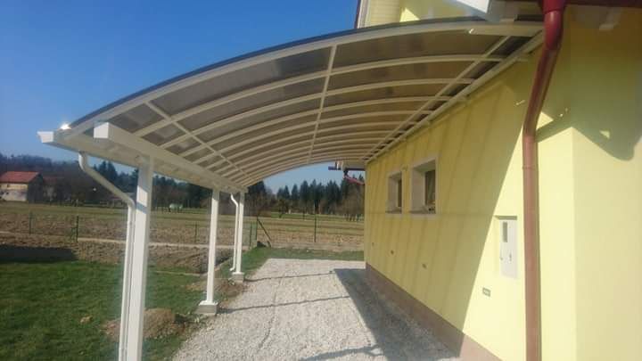 Nadstrešnice